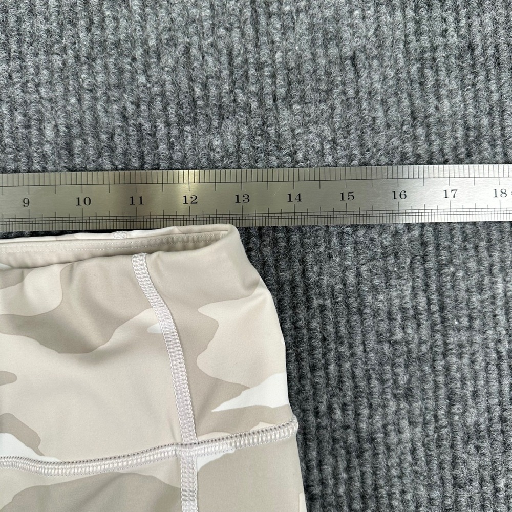 Athleta Camo Contender 7/8 Powerlift Leggings Womens Small White Tan‎ Pockets - Picture 9 of 11
